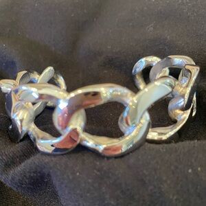 Elegant Silver link Bracelet